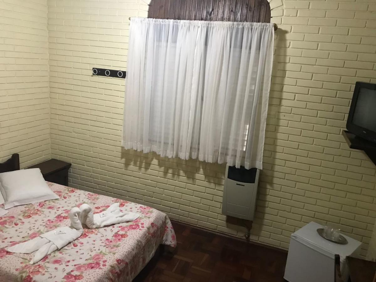 Caracol Hotel *